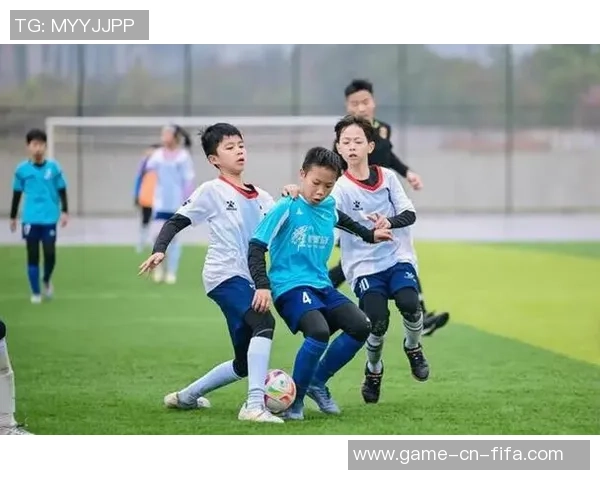 小小足球赛的激情与友谊在绿茵场上绽放的精彩瞬间